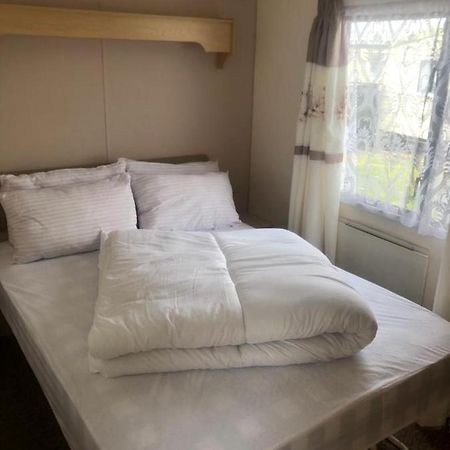 A4 The Chase 6 Berth Pet Friendly Caravan With Decking Ingoldmells Esterno foto